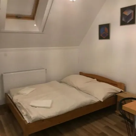Platanus Vendeghaz B&B