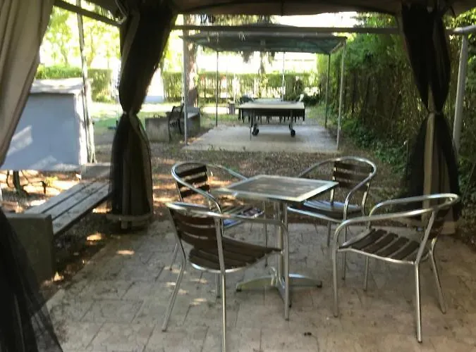 Platanus Bed and breakfast Zamárdi